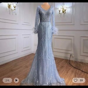 Elegant Long Sleeve Blue Evening Gown